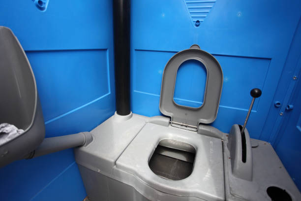 Best Portable restroom trailer rental  in Stewartville, AL